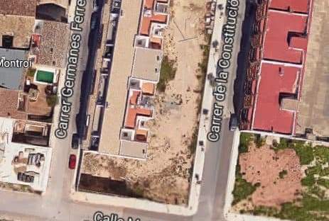 Solar en venta en Calle Germanes Ferrer Canto  Montroy Valencia