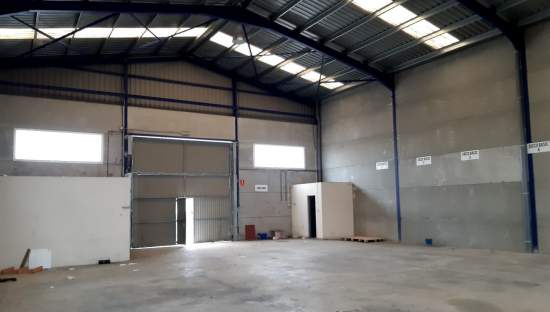 Nave en C de Lassut, Senyera Valencia