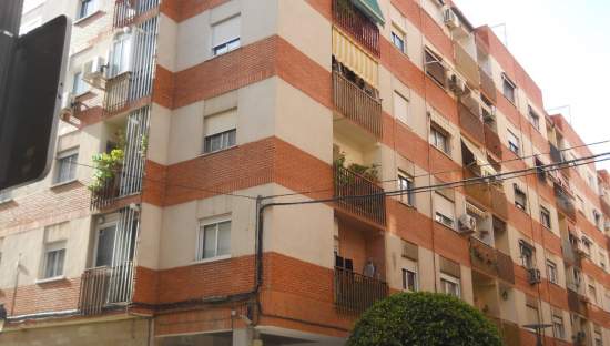 Garaje en venta  en Calle Cardenal Benlloch Mislata Valencia