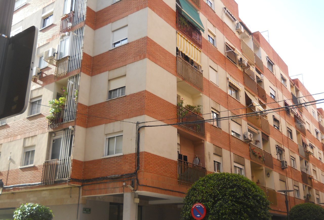 Garaje en venta  en Calle Cardenal Benlloch Mislata Valencia