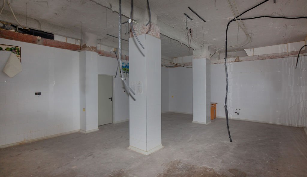 Local en venta en Buñol, Valencia