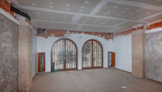 Local en venta en Buñol, Valencia