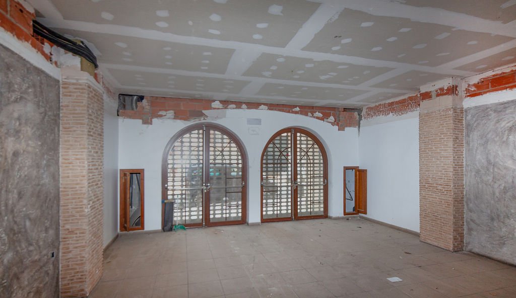 Local en venta en Buñol, Valencia