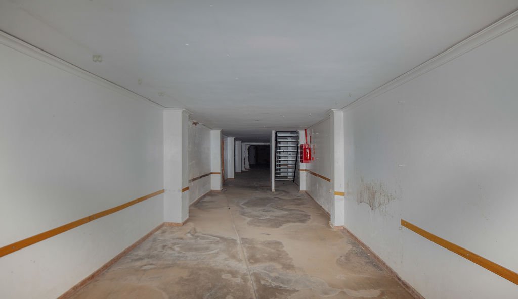 Local en venta en Buñol, Valencia