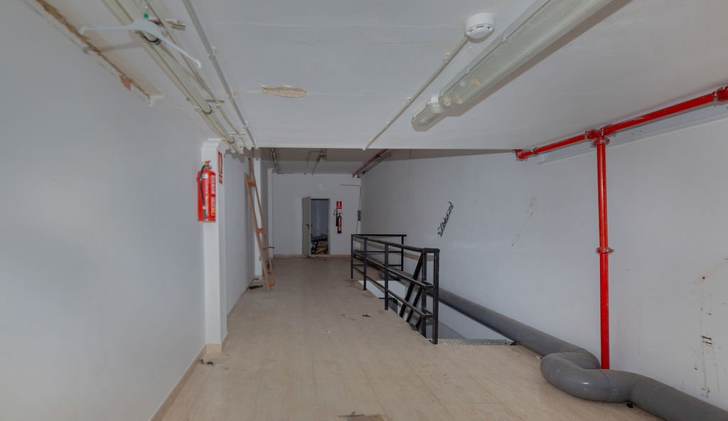 Local en venta en Buñol, Valencia