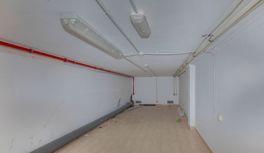 Local en venta en Buñol, Valencia