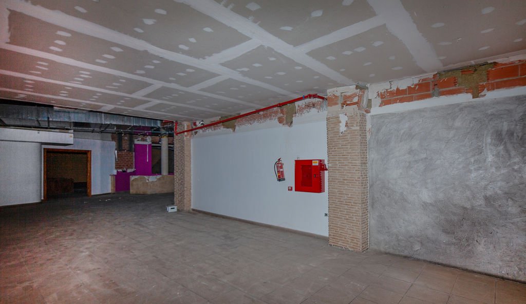 Local en venta en Buñol, Valencia