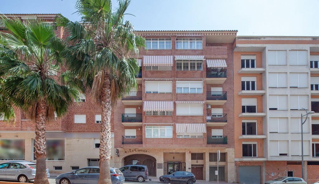 Local en venta en Buñol, Valencia