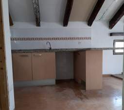 Descubre piso en calle sant vicent en Xtiva por 30000 de 71m y 3 habitaciones