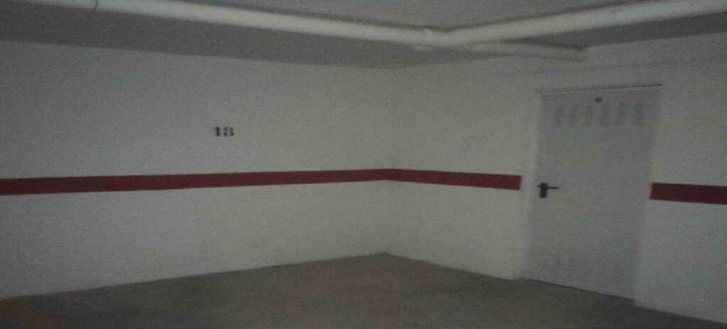 Garaje en venta en Carrer Nou D´Octubre de Rafelbuñol, Valencia