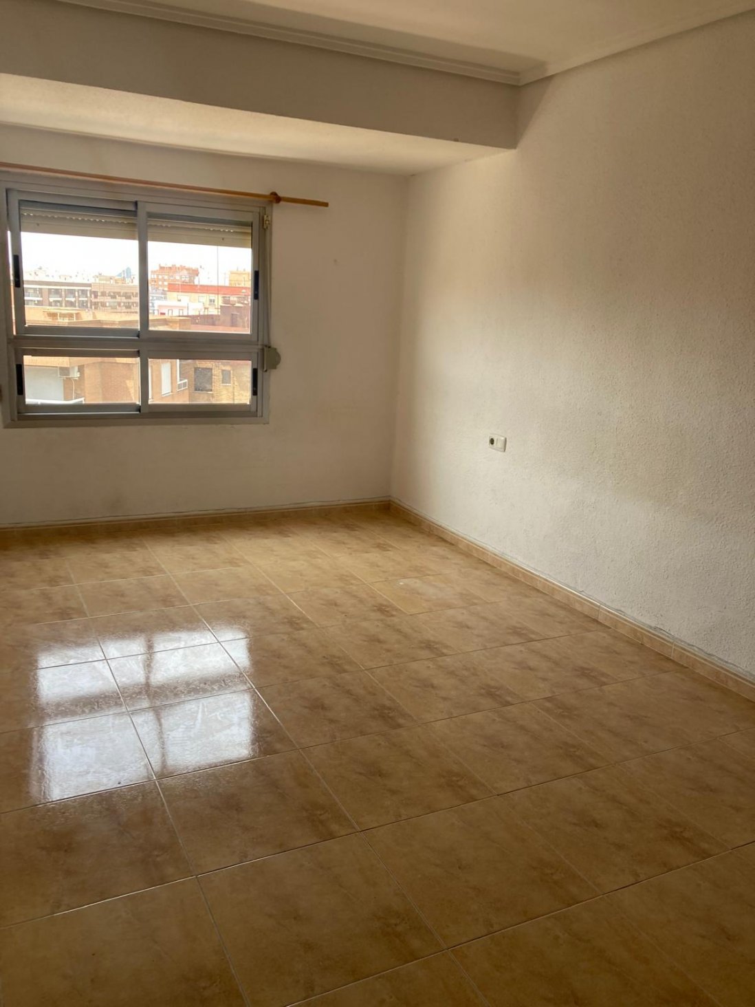 Piso en venta en Benicalap, Valencia