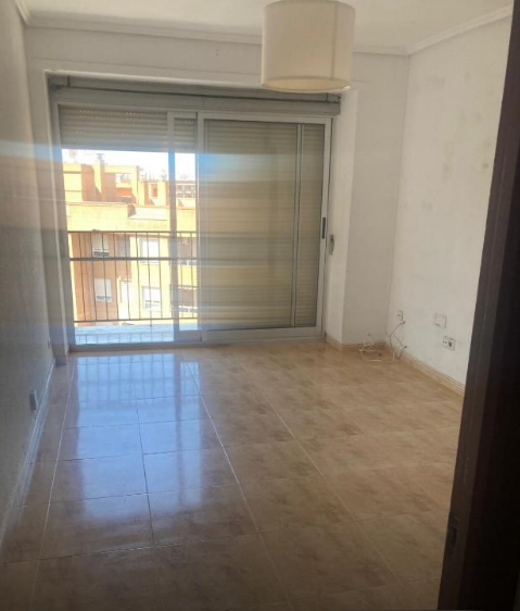 Piso en venta en Benicalap, Valencia