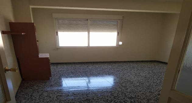 Piso en venta  en Calle Francisco Azorín, Yecla, Murcia