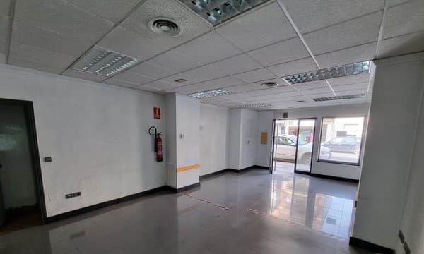 Local en venta en Calle Alfonso Xiii, 4, escalera 1, Bajo 1, 30310, Cartagena Murcia