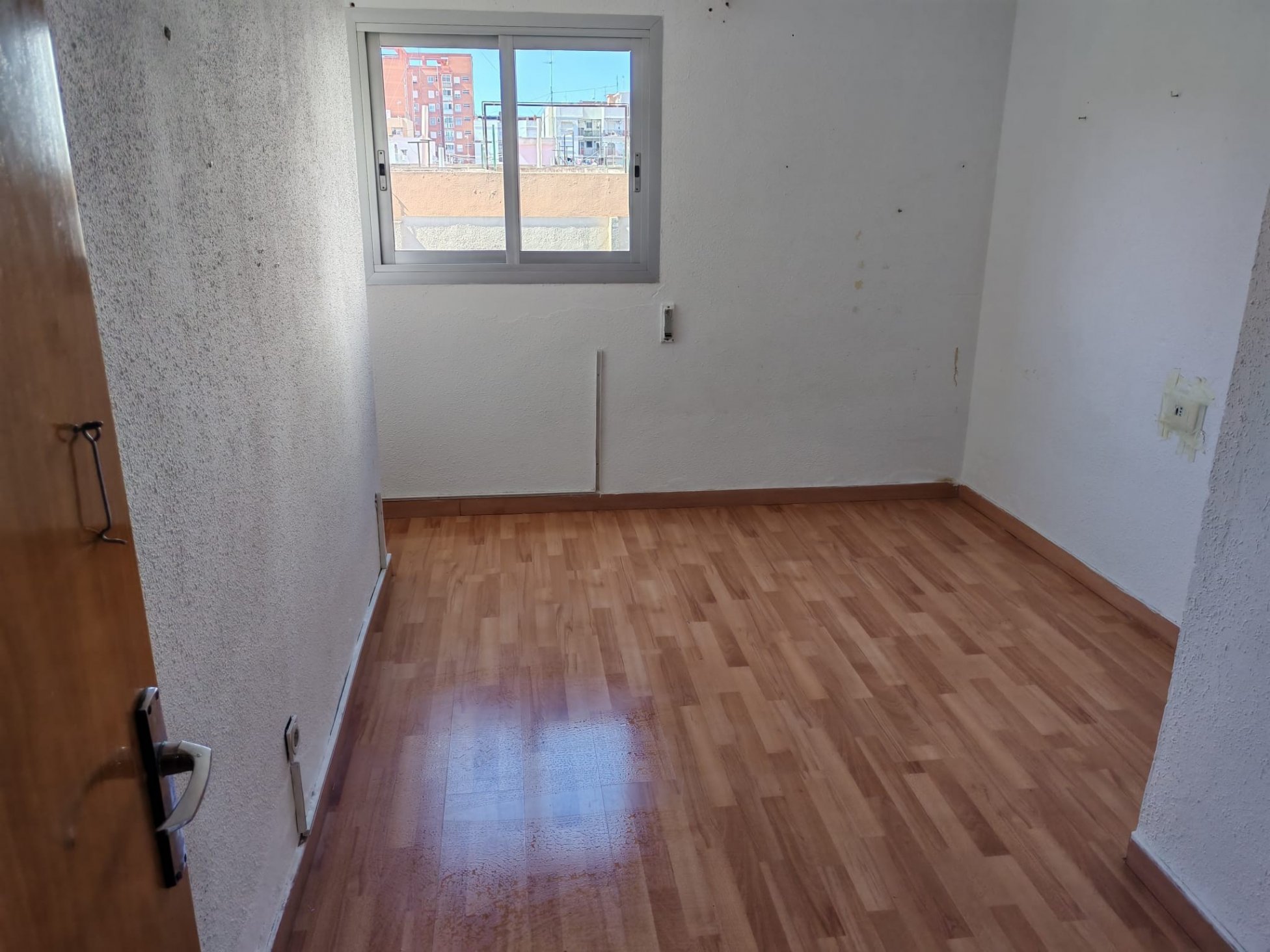 Piso en venta en Mislata, Valencia