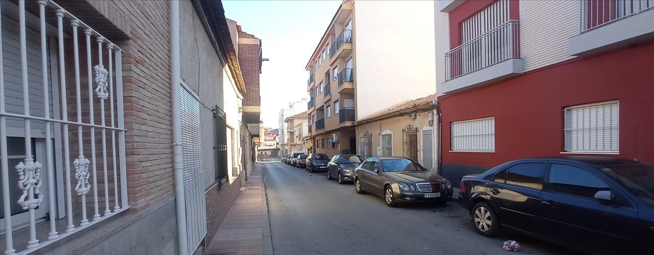 Compra piso en cpintor antonio hernandez carpe espinardo en Murcia por 101000 de 85m y 5 habitaciones