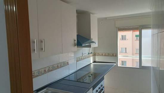 Piso en alquiler en Sagunto, Valencia