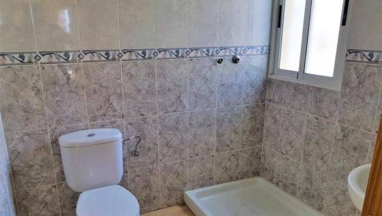 Unifamiliar Adosada en venta  en Avenida Palacios Formentera Del Segura Alicante