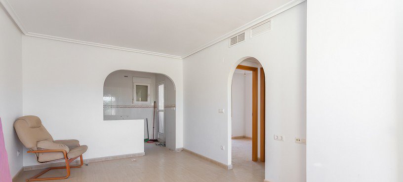 Chalet En Venta En Calle Madre De Dios, Pilar De La Horadada, Alicante