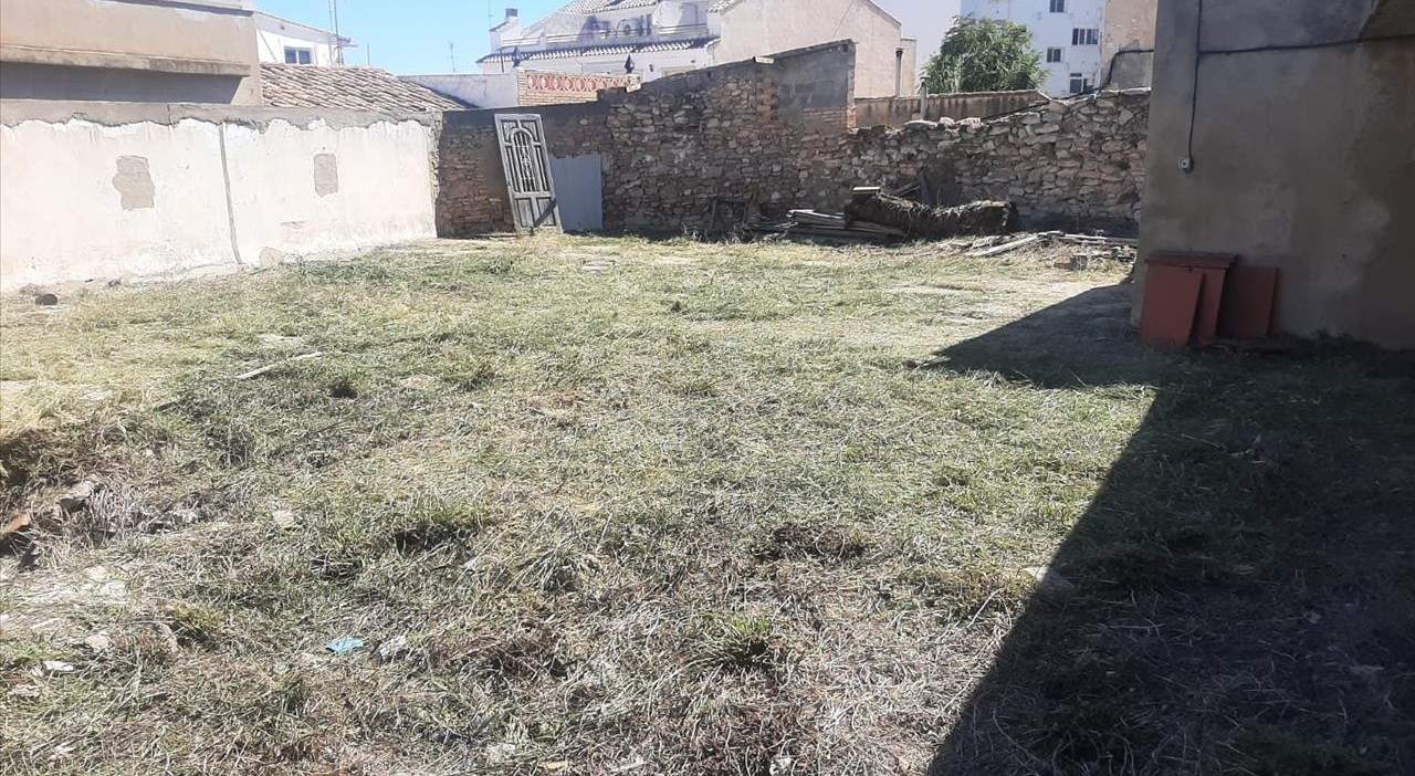 Terreno en venta en Chiva, Valencia