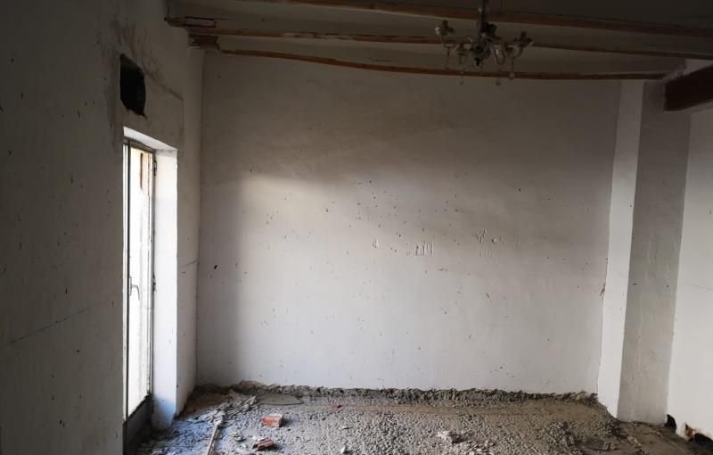 Casa adosada a la venta en cmayor Guadasequies por 118000 de 286m y una habitacion