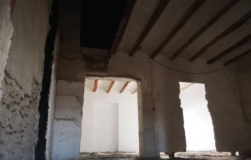 Casa adosada a la venta en cmayor Guadasequies por 118000 de 286m y una habitacion