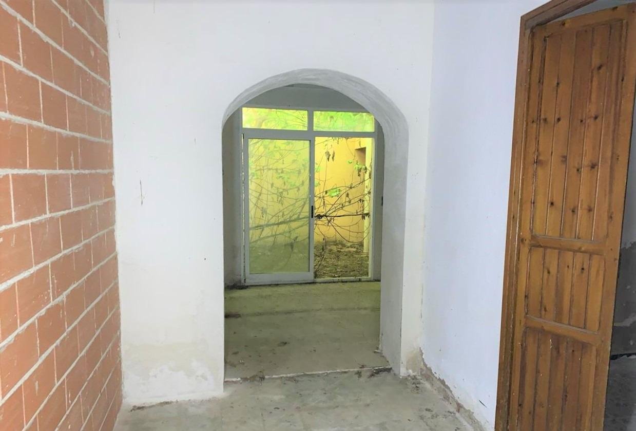 Casa adosada a la venta en cmayor Guadasequies por 118000 de 286m y una habitacion