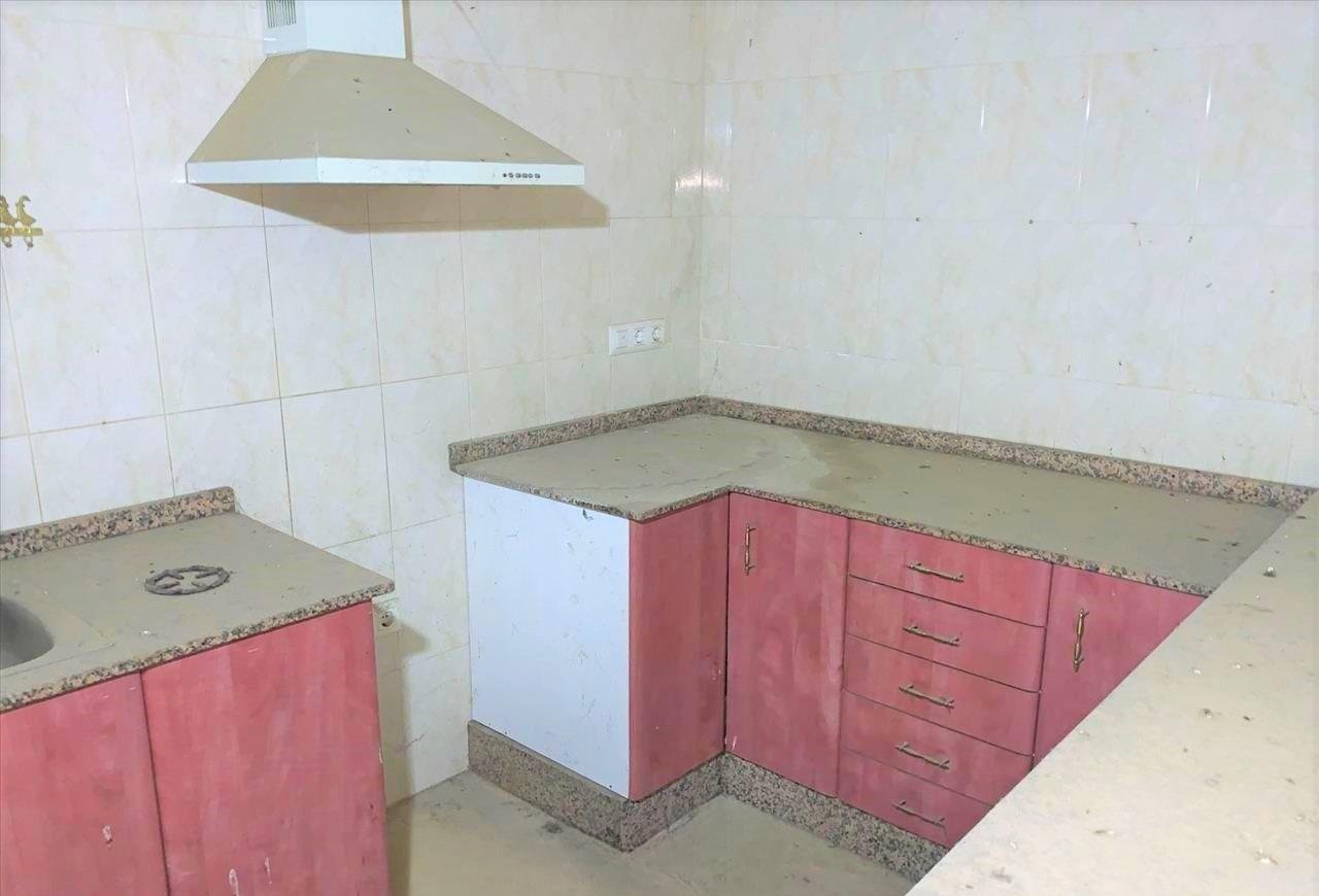 Casa adosada a la venta en cmayor Guadasequies por 118000 de 286m y una habitacion