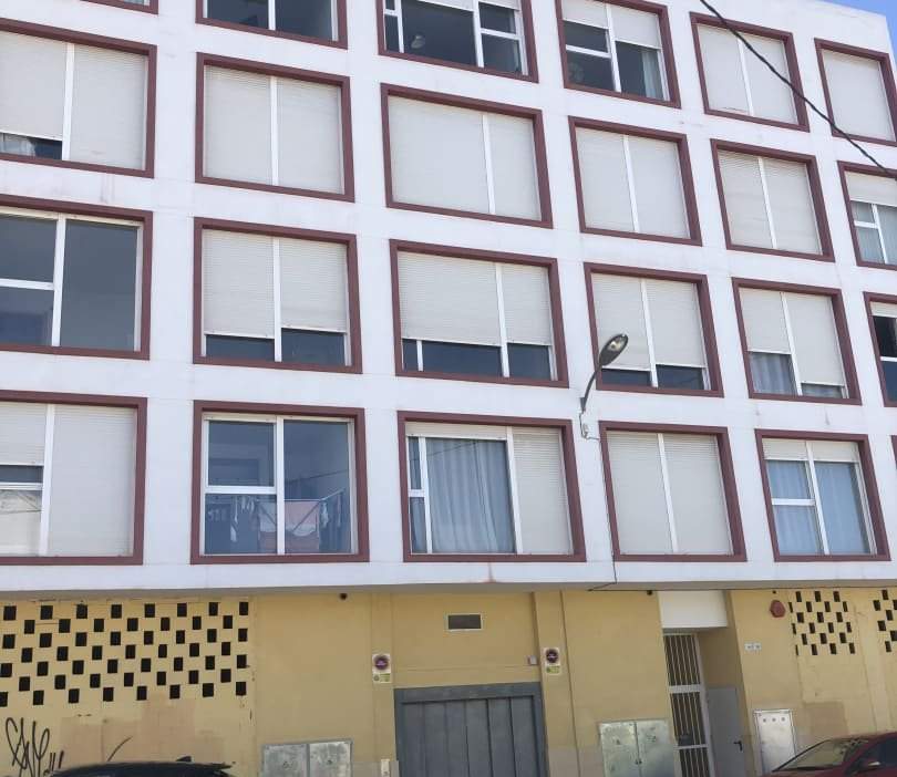 Garaje en venta  en Calle San Juan Ribera Y Manuel De Falla Castalla Alicante