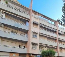 Local en venta en Benicarló, Castellón