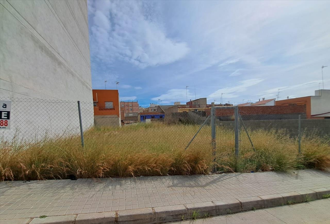 Terreno Urbano en venta en Almenara, Castellón