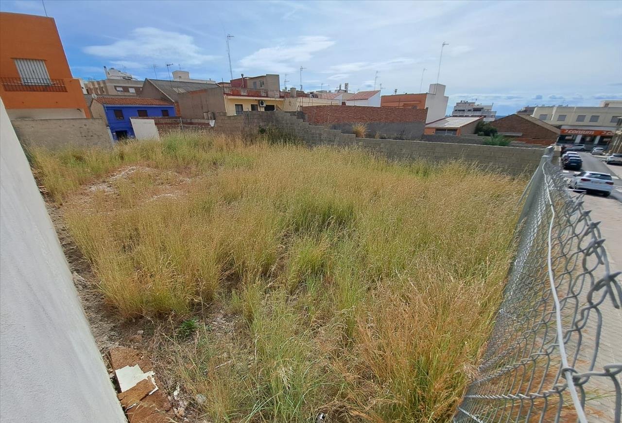 Terreno Urbano en venta en Almenara, Castellón