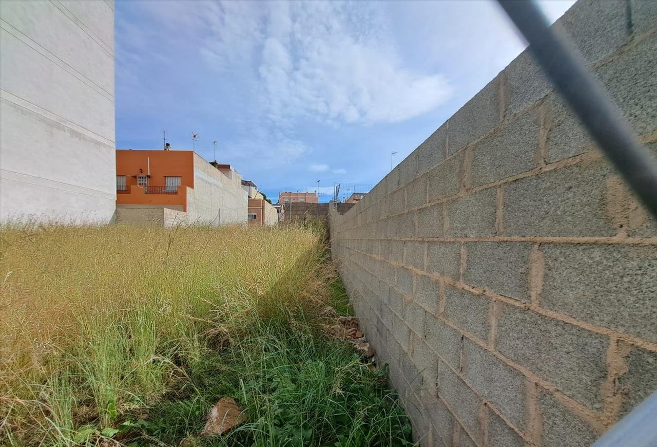 Terreno Urbano en venta en Almenara, Castellón