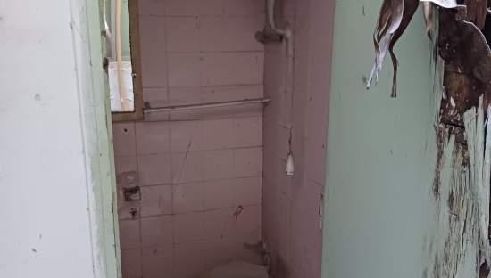 Local Comercial en venta  en Calle Andres Furio Brotons Elche Alicante