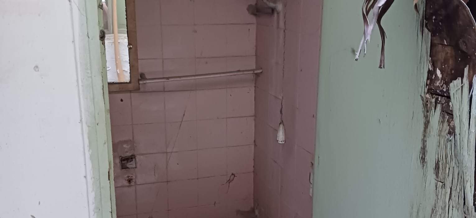 Local Comercial en venta  en Calle Andres Furio Brotons Elche Alicante