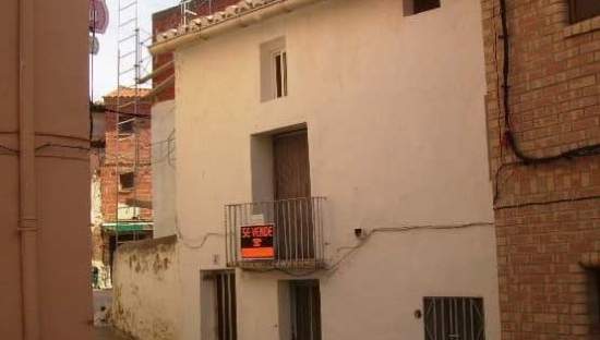 Unifamiliar Casa De Pueblo en venta  en Calle Jaramacil, Cirat, Castellón