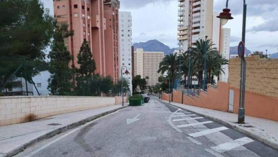 Garaje en venta  en Calle Viena Benidorm Alicante