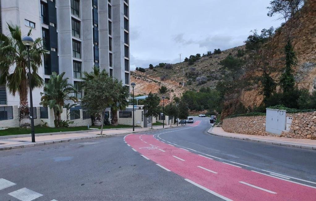 Garaje en venta  en Calle Viena Benidorm Alicante