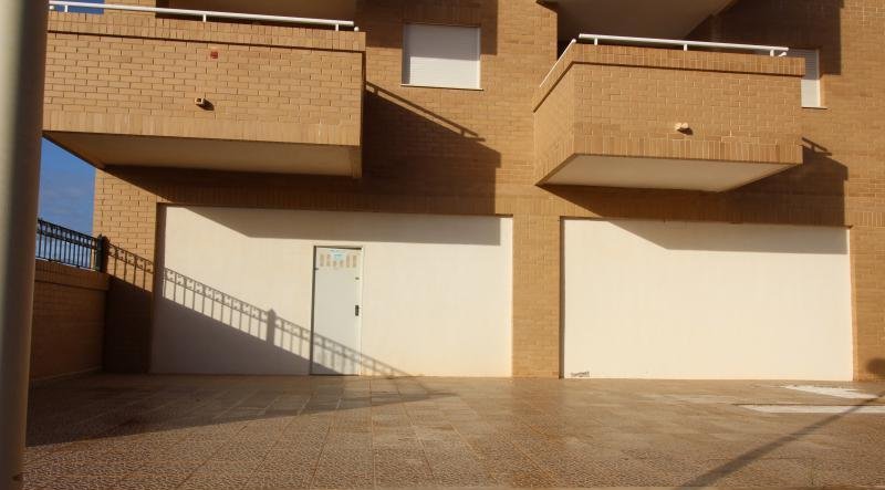 Local comercial en venta en ccentral - edificio jardines del mar ii Oropesa del MarOrpesa por 43.000 con 101m