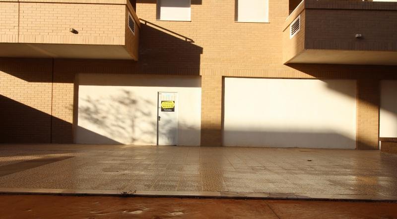 Local comercial en venta en ccentral - edificio jardines del mar ii Oropesa del MarOrpesa por 43.000 con 101m