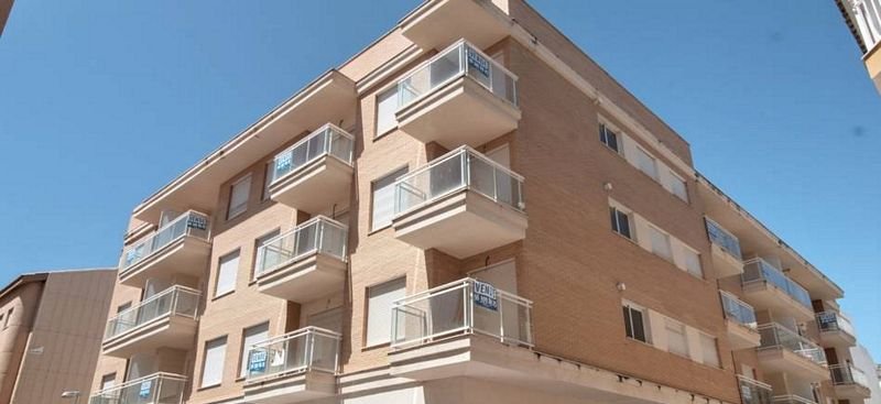 Descubre piso por 107400 de 84m y 2 habitaciones en cvelazquez en Oropesa del MarOrpesa