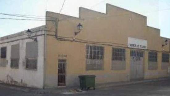 Nave Adosada en venta  en Calle Tractat Dalmizrra Campo De Mirra Alicante