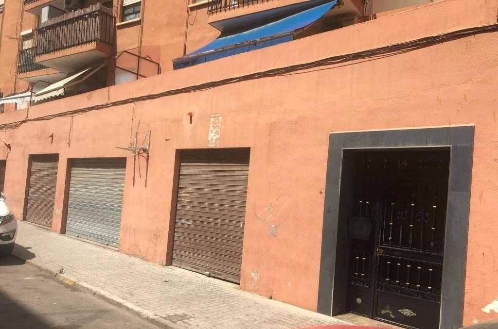Garaje en venta en Calle El Palmar Paterna Valencia