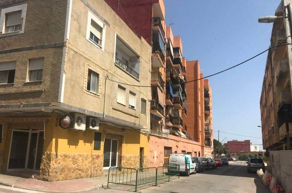 Garaje en venta en Calle El Palmar Paterna Valencia