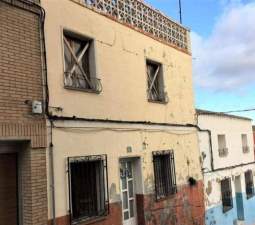 Unifamiliar Adosada en venta  en Calle Puerto Rico Yecla Murcia