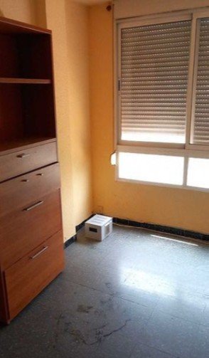 Piso en venta en Oliva, Valencia