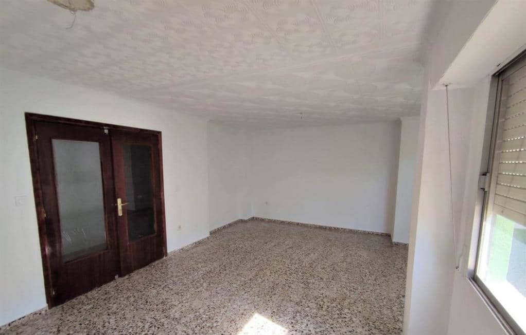 Piso en venta  en Calle Cruz De Piedra Yecla Murcia