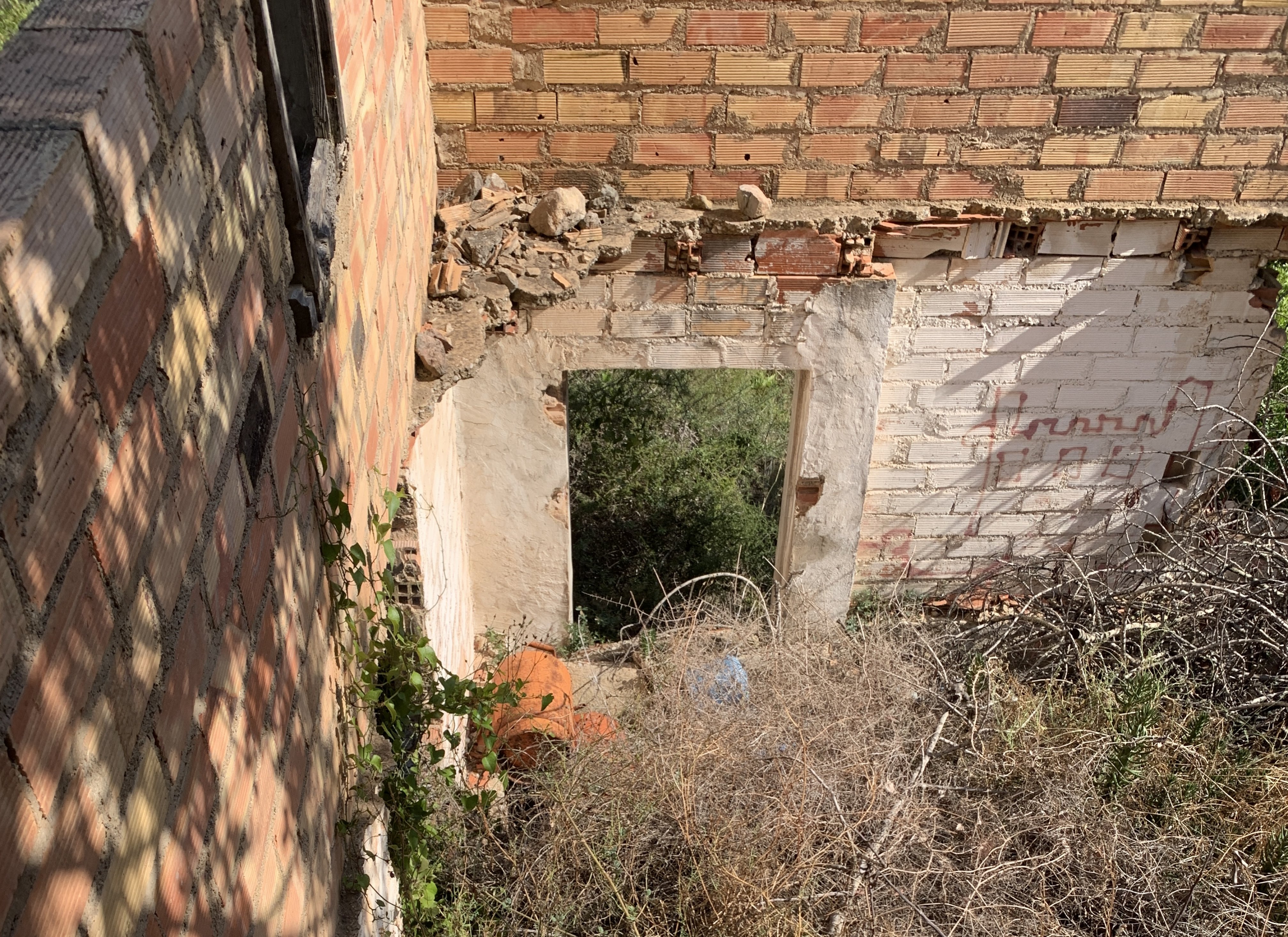 Venta de finca rústica por 210.000 con 513.000m en cpt monegro, poligono, Borriol