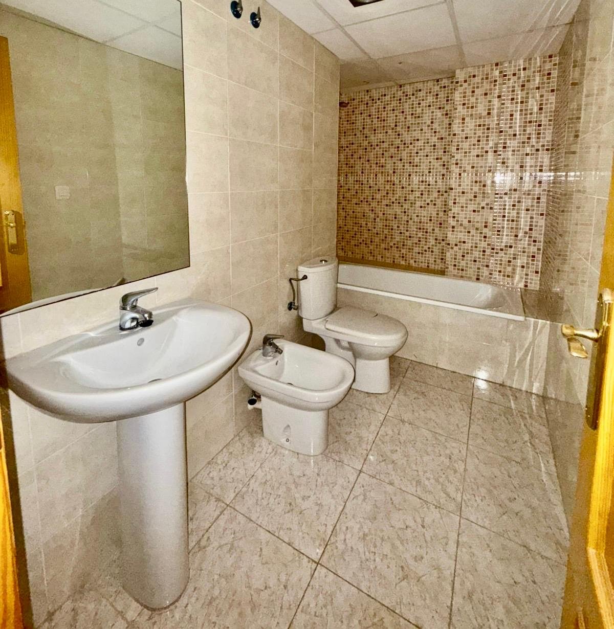 Piso en alquiler en Chilches, Castellón