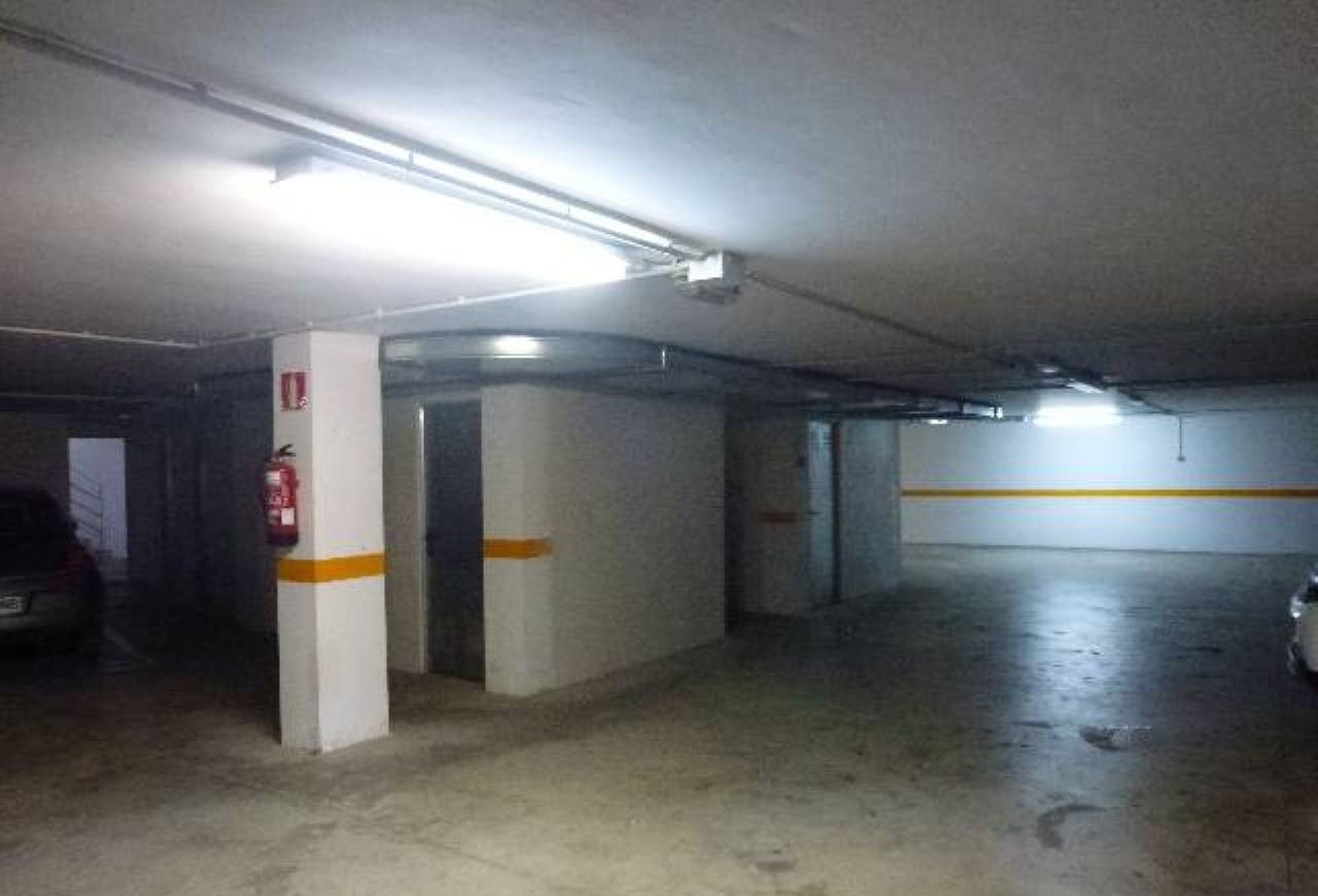 Garaje en venta  en Calle Emilio Estrela, Enguera, Valencia